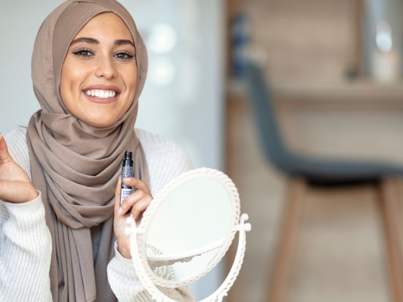 خطوات سريعة لمكياج عيد الفطر يدوم طوال اليوم