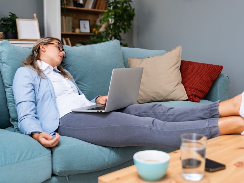 طرق التخلص من التعب والكسل الذي قد يشعر به البعض بعد رمضان