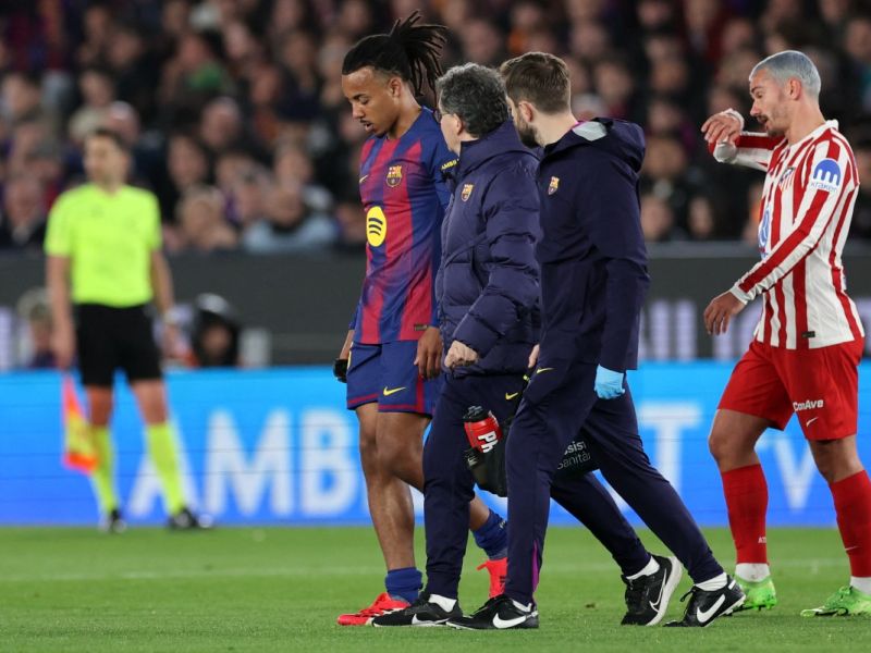 برشلونة يتلقى أنباء مقلقة بشأن كوندي وبالدي