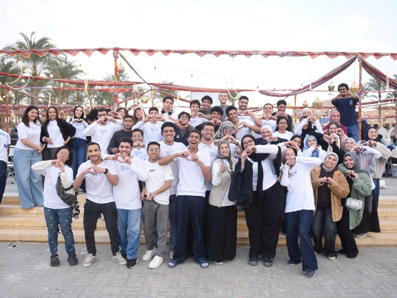 AUC Students Assemble 6,000 Ramadan Food Packs in Record Community Service Drive
