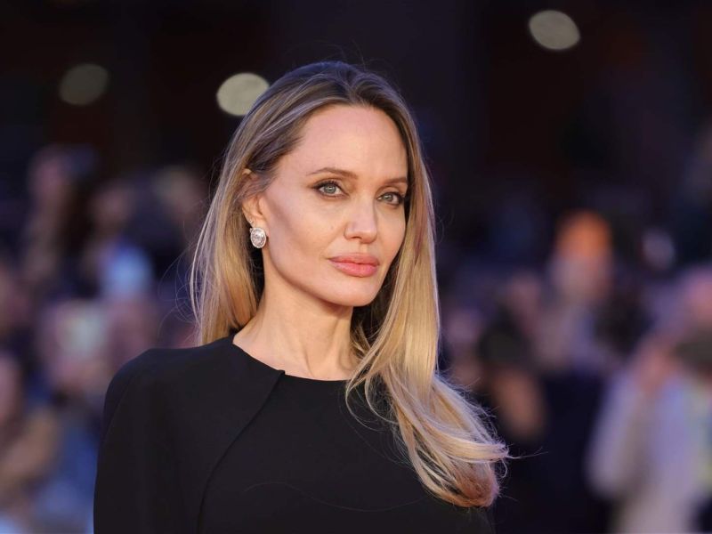 انجلينا جولي