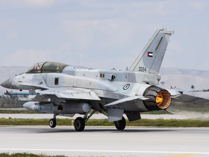 10 مايو 2023: تظهر طائرة إف-16 بلوك 60 "ديزرت فالكون" التابعة للإمارات أثناء هبوطها خلال مناورات "نسر الأناضول 2023"