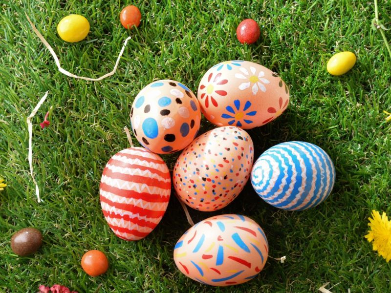 كيف أهنئ المسيحيين بعيد الفصح؟