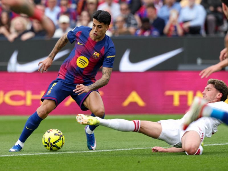 جواو كانسيلو يقترب من إنجاز تاريخي غير مسبوق