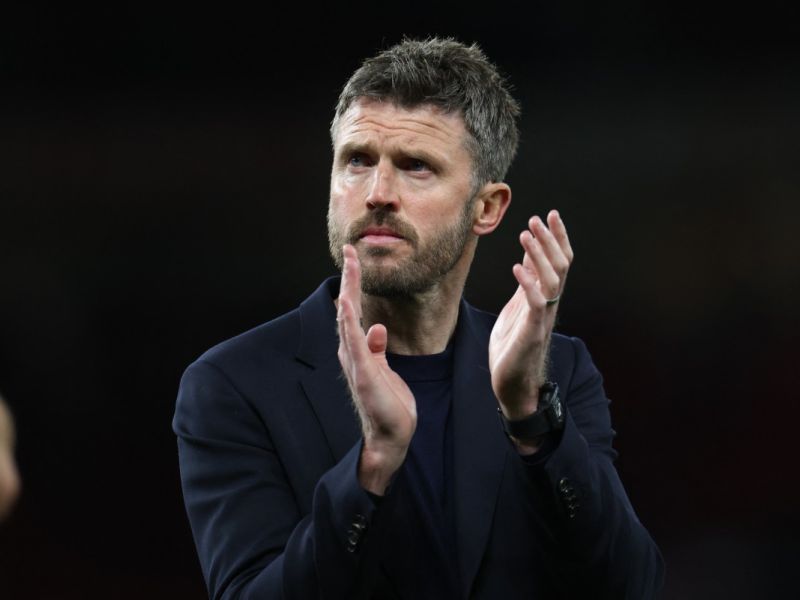 مانشستر يونايتد يدرس تثبيت كاريك بعد سلسلة نتائج قوية