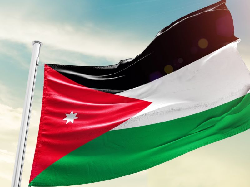 إلى ماذا ترمز ألوان العلم الأردني؟