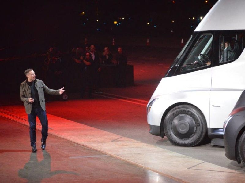 Musk showcasing Tesla Semis