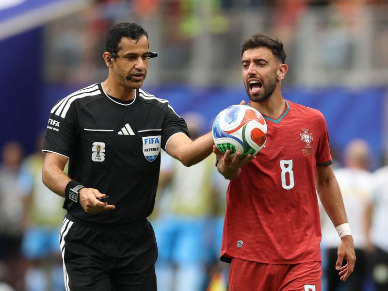 حكم مباراة بنما وإنجلترا في كأس العالم 2026