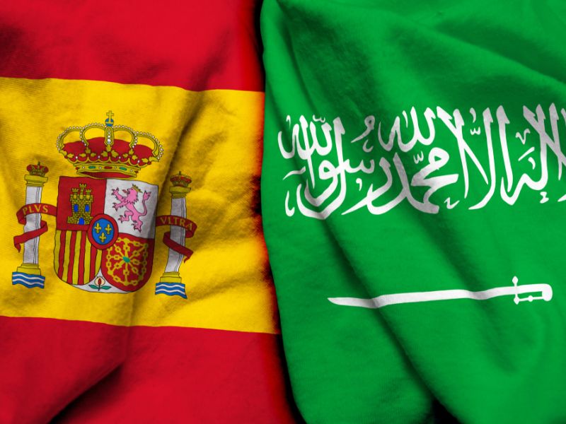 من هو معلق مباراة السعودية وإسبانيا اليوم في كأس العالم 2026؟