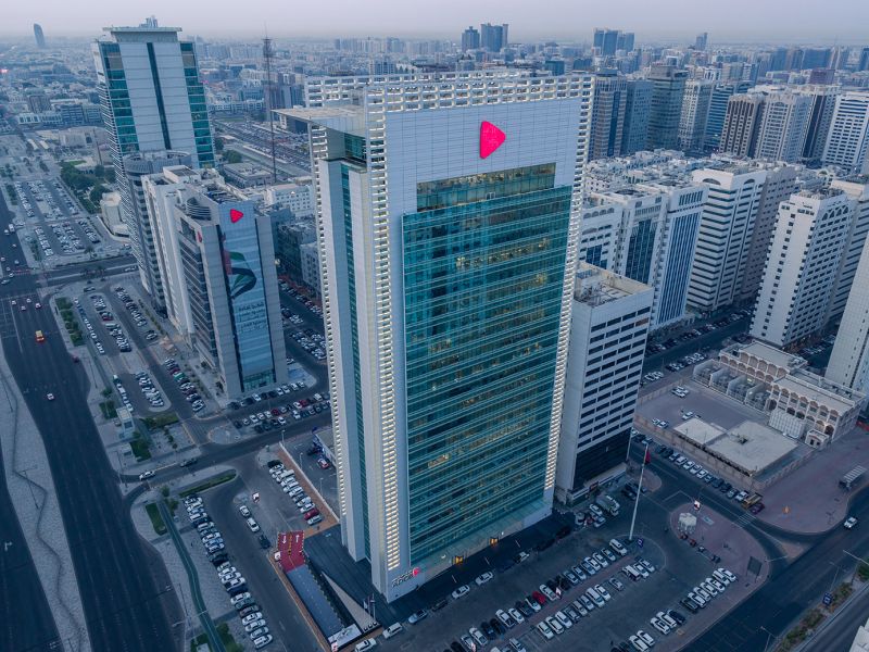 بنك أبوظبي التجاري وإعمار للتطوير يطلقان تعاوناً استراتيجياً للارتقاء بتجربة تملك الوحدات السكنية عبر حلول تمويل مبتكرة وموافقات مسبقة