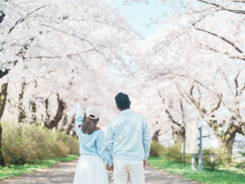 كيف تعرف أن الرجل وقع في الحب؟ علامات لا يمكن تجاهلها