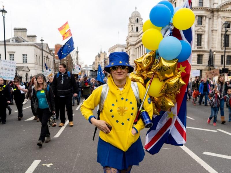 A pro-EU protester attends a march and rally organised by the pro-European People's Vote campaign for a second EU referendum in central London on March 23, 2019. 
Niklas HALLE'N / AFP