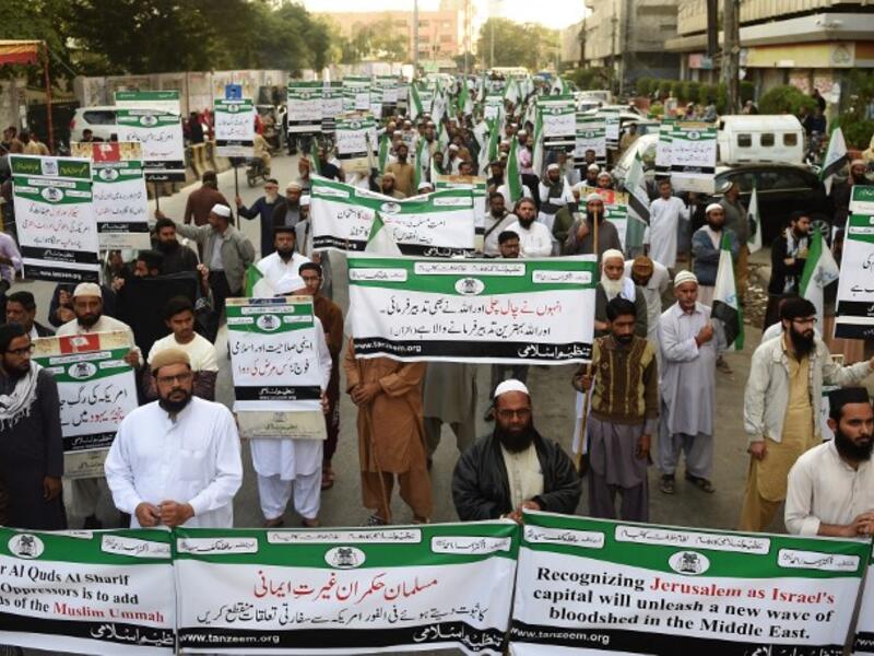 Protesters march during an anti-US and Israel rally in Karachi, following US President Donald Trump's decision to officially recognize Jerusalem as the Israeli capital. Nuclear-armed Pakistan said it was "unequivocally opposed" to US President Donald Trump's expected move to recognise Jerusalem as Israel's capital.
(RIZWAN TABASSUM / AFP)