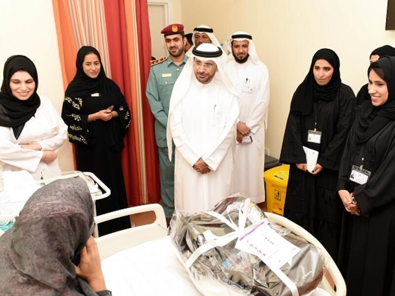 وزعت حملة سلامة الطفل، إحدى مبادرات المجلس الأعلى لشؤون الأسرة بالشارقة، بالتعاون مع مستشفى القاسمي للنساء والولادة والأطفال، 20 مقعداً مخصصاً للأطفال على الأمهات الجديدات.