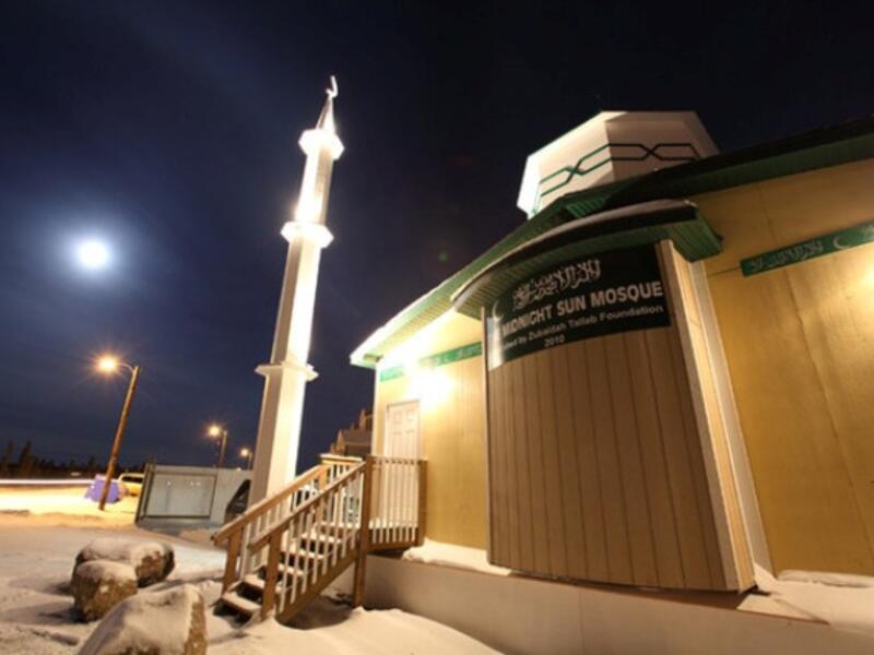 Inuvik, Canada - Midnight Sun Mosque couldn’t be further from the dusty cities of MENA. Out in the Canadian tundra, it’s the mos