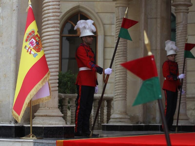 Iraqi honour guards are pictured during a welcome ceremony for the King of Spain in the capital Baghdad on January 30, 2019. King Felipe visited special forces helping Iraq fight terrorists, during the first trip by a Spanish monarch to the war-ravaged country in four decades, a diplomat said.
AHMAD AL-RUBAYE / AFP