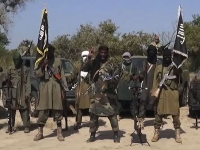Leader of the Islamist extremist group Boko Haram Abubakar Shekau (C) delivering a speech (AFP/ File Photo)
