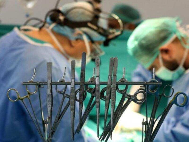 A surgeon in Nashik, India, extracted 4,100 gallstones from a 43-year-old man in a 4-hour surgery. (AFP/ File Photo)