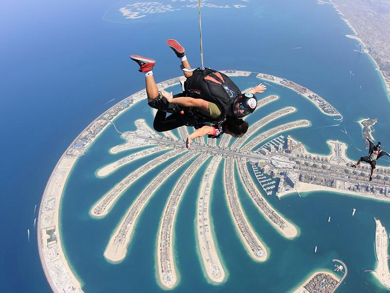 Skydiving
Jump from an altitude of 4000 metres and feel the adrenaline rushing in you. The best view of the BurjKhalifa and Burj Al Arab can be seen as you skydive (Twitter)