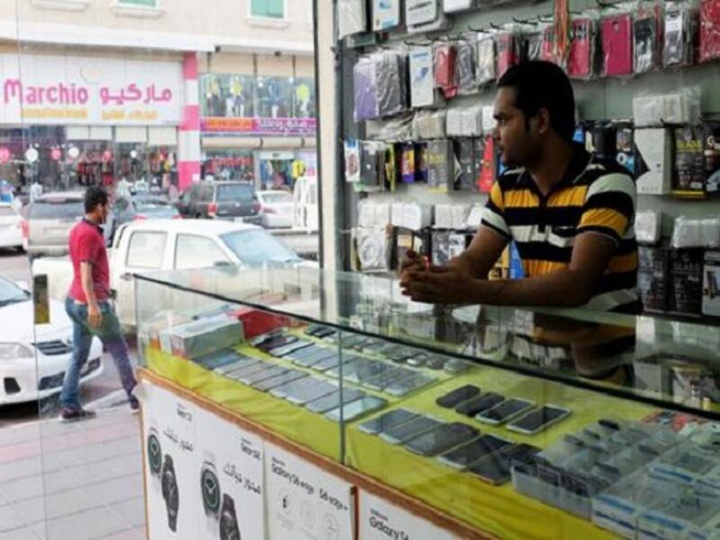 An official from the Jeddah Chamber of Commerce and Industry Telecommunication and Information Technology Committee suggested a gradual system of training Saudi employees to replace expatriates. (Qudrat.com.pk)