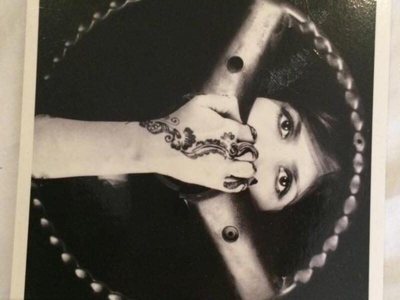 A telling piece (The Choice) by Manal Al-Dowayan (Twitter)
