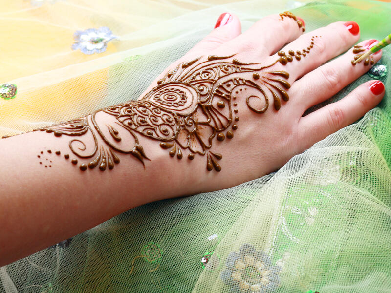 "For the longest time ever, I truly hated attending weddings." (Shutterstock)