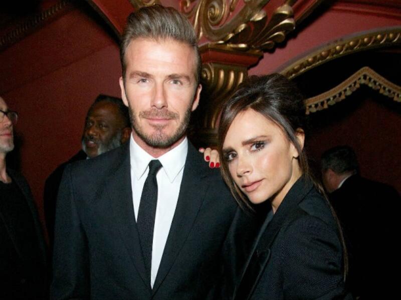 بوش آند بيكس Posh and Becks - وهو لقب الثنائي الذي يتألف من لاعب كرة القدم السابق "ديفيد بيكهام" وزوجته مصممة الأزياء العالمية "فيكتوريا بيكهام"، علماً بأنهما تزوّجا في عام 1999 ولديهما 4 أطفال وهم بروكلين وروميو وكروز وهاربر.