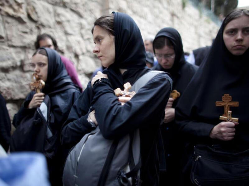 Jerusalem prevails: in spite of hardship on Good Friday for pilgrims who were hassled by Israeli security, Armenian, Greek, Coptic and Syrian Orthodox Christians from all over the world participated since early Saturday in celebrations in the streets of the Old City.