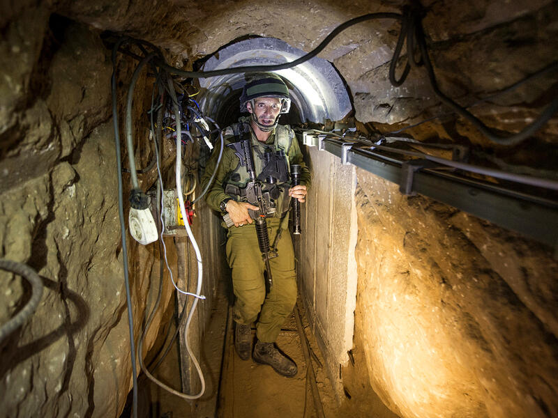 israeli soldier gaza tunnel