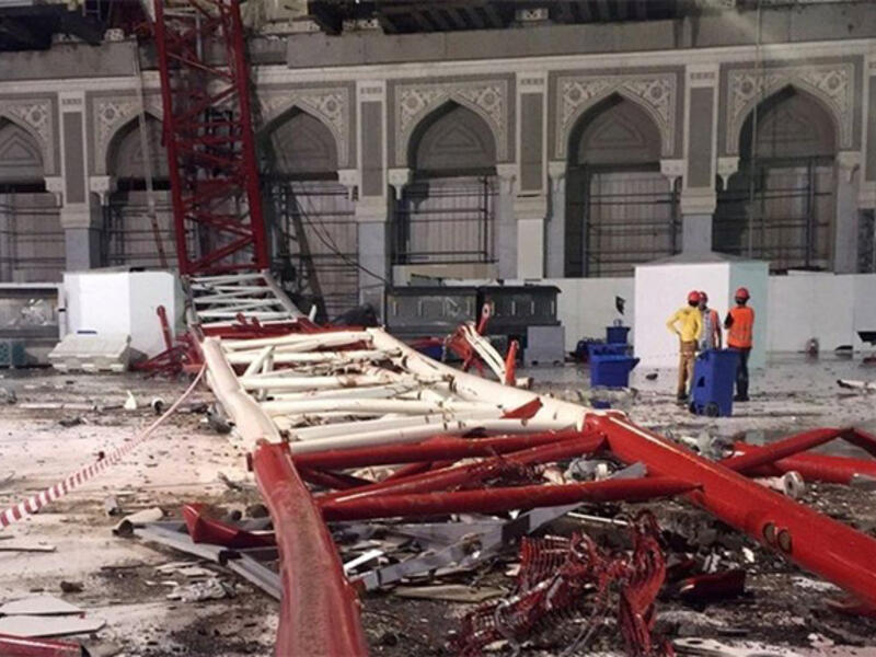 crane collapse mecca
