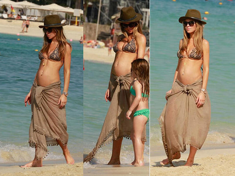 British model Abbey Clancy caught some sunrays with her baby bump and daughter Sophia in Dubai last December, just in time for the New Year (2015). 