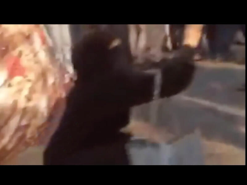 Saudi woman slapped in public