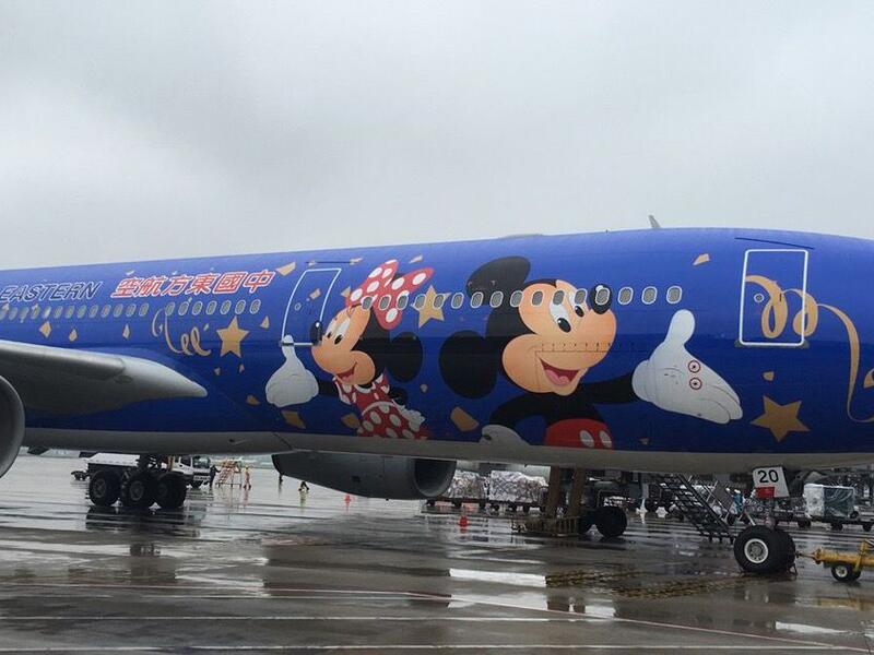 China Eastern reveals Disney-themed plane alongside Shanghai Disney opening. (WEIBO)