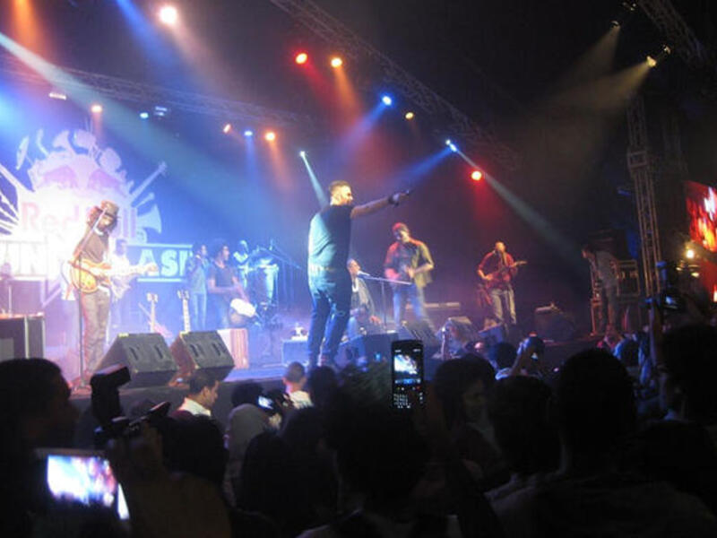 Cairokee and Wust El-Balad share the stage for one final performance at the Red Bull Soundclash (Photo By Joel Gulhane).