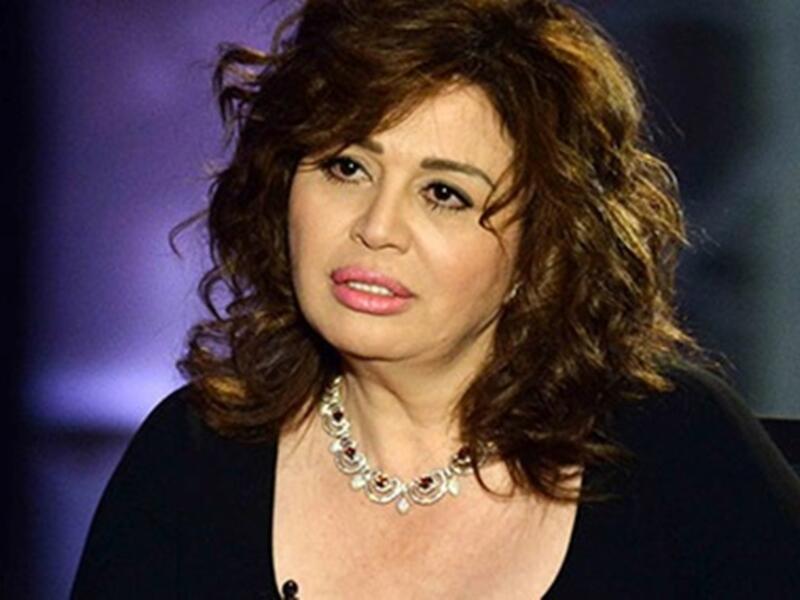 بالرغم من ان الفنانة إلهام شاهين تزوجت مرتين الاولى من رجل الأعمال عادل حسني والثانية من رجل الأعمال اللبناني عزت قدورة وظل الزواج بشكل سري لمدة عامين وانفصلت عنه أيضا ولم تنجب إلهام شاهين من زيجاتها الاثنتين.
