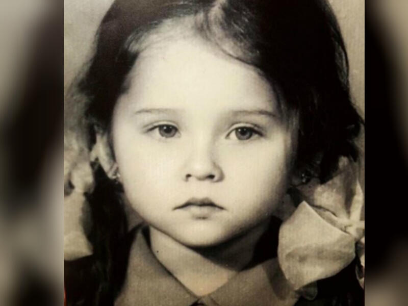 Karim captioned her childhood's picture "Thank you my brother for sending this picture ". (Source: Instagram - @nellykarim_official)