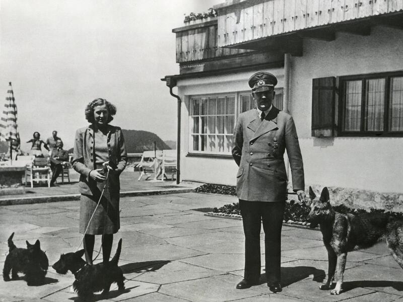 Hitler and Ava Braun (Shutterstock)	