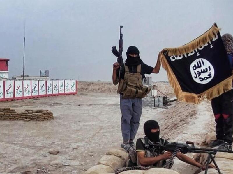Pro-government fighters and Iraqi troops continue to clash with Daesh in Anbar province. (AFP/File)