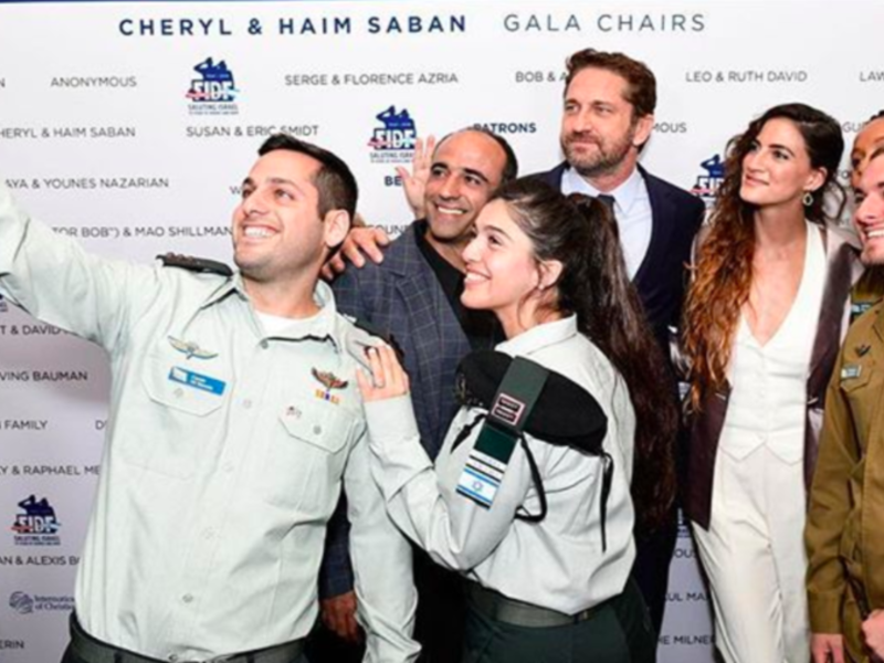 Gerard Butler is one of the stars who attended the gala and helped in raise $60 million for IDF. (Friends of Israel Defence Forces)