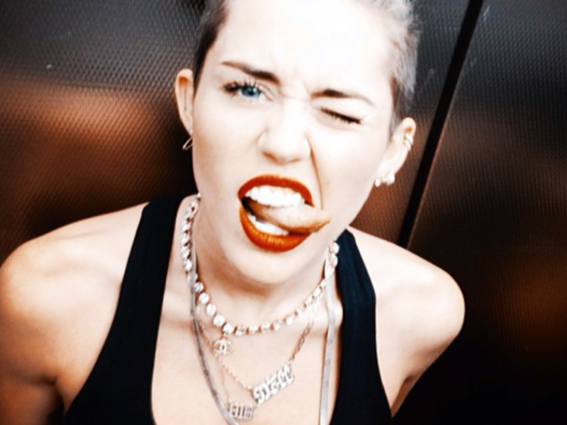 Miley Cyrus gettin' glitzed for VMA debacle of a show that bumped Assad smack dab down to #2 (Image: Facebook)