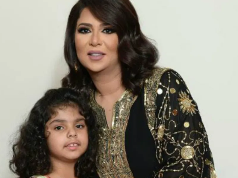 Nawal Al Kuwaitiyeh chose a Abaya from HAMSA By Sharifa Al Ghanim for her TV appearance in the show