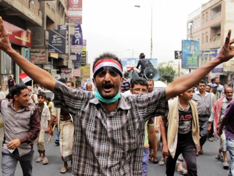 A Yemeni supporter of the Saudi-led coalition against the Houthis demonstrates in Taez on 4 April. (AFP/File)