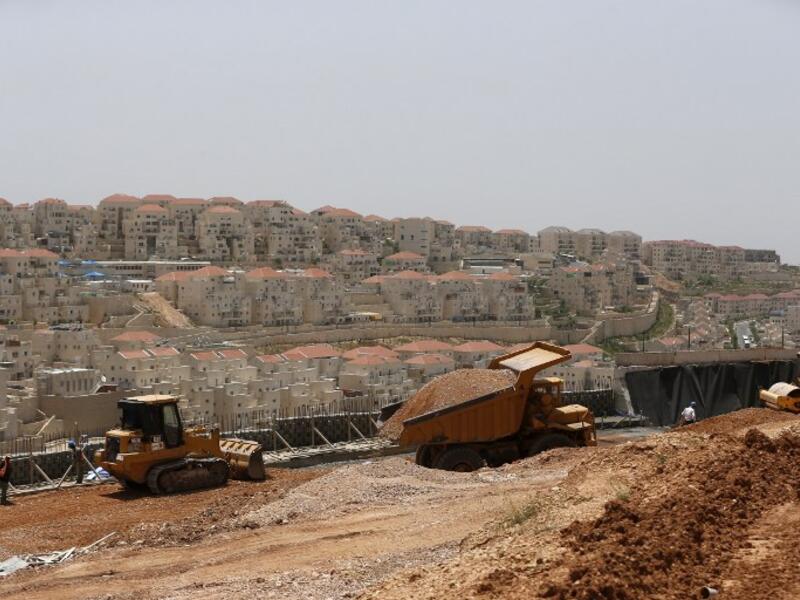 A general view of the Israeli West Bank settlement of Beitar Illit, near the Palestinian town of Bethlehem, on May 17, 2016. (AFP/Ahmad Gharabli)