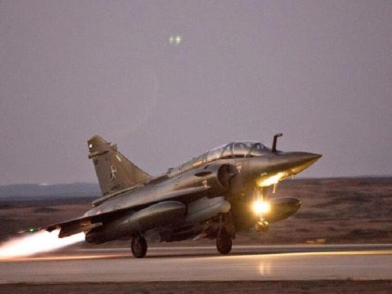 What to know about the substance Russia and France are being accused of using in airstrikes on Daesh's de facto Syrian capital. (AFP/File)