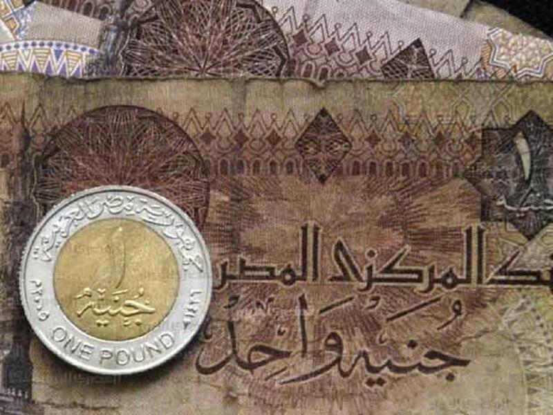 "صبح على مصر بجنيه" ناشد السيسي الشعب المصري "المساهمة في نهوض الدولة لجعلها في الأفق دائماً"، وأعطاه الحل سريعاً: "لو كل يوم 10 مليون من الـ90 مليون موبايل اللي موجود مع الناس صبح على مصر بجنية يعني 10 مليون جنيه.مما أثار سخرية عارمة في الوطن العربي.