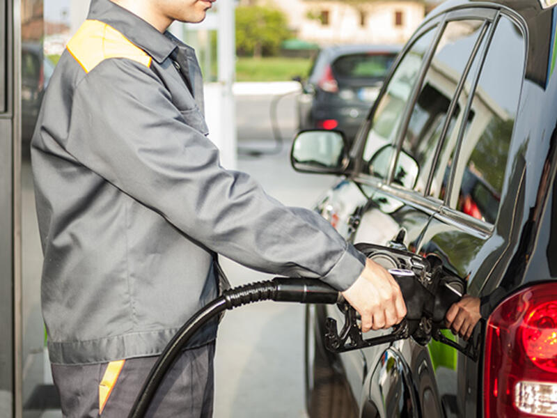 While tipping the attendant that pumps gas into your car is not obligatory, these guys stand at the pumps all day in the heat or in the sleet and are a deserving candidate for courtesy thanks. If you're filling your tires with air (which apparently is free), or washing your car, you can tip your thank you for the service. 