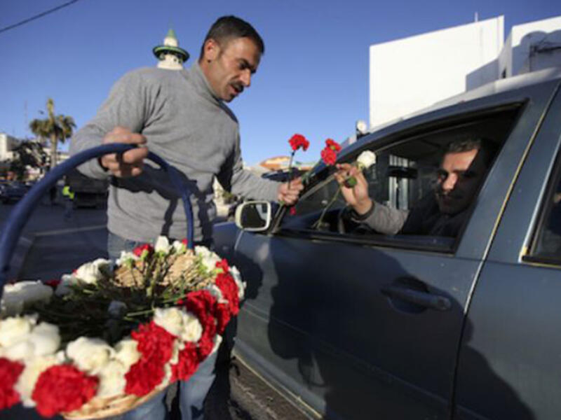 When the traffic light turns red, it’s common for someone to make their way through the line of cars with a stack of newspapers, flowers, or gum, hoping to earn a little money. Standing in the sun breathing car fumes all day is no enviable job, so throw them that extra 50 cents on top of the ‘Kleenex’ fee (and don’t make them beg for it).