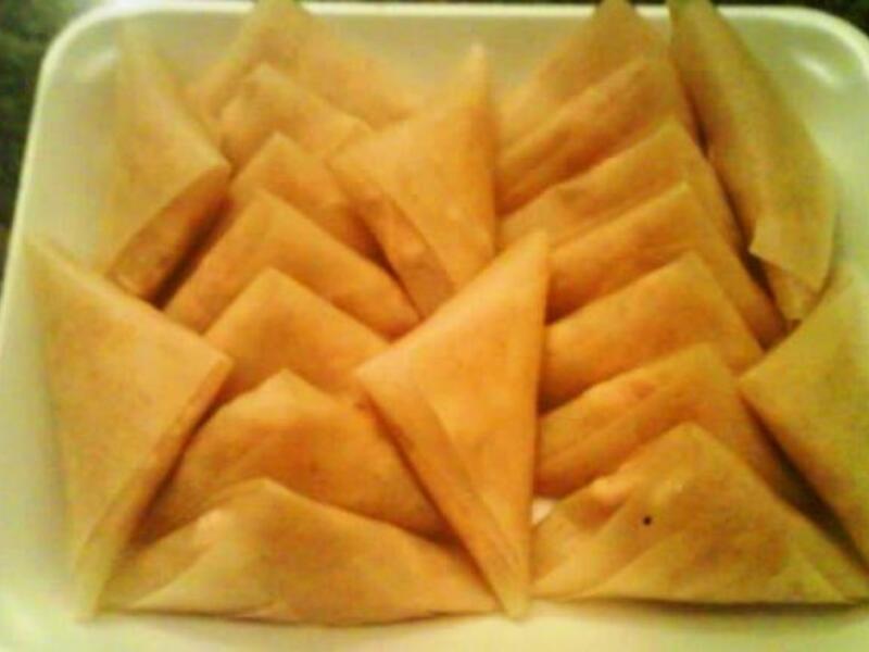 You've heard of eating of the Eucharist, or holy bread, but this fatwa makes a bizarre ruling on 'pastry' for Muslims. Somalian Jihadists have prohibited the consumption of 'sambousak'- the popular savory snack enjoyed at Ramadan. Apparently its triangular form holds Christian symbolism of the Holy Trinity of God, so is off-limits. Dear Lord...
