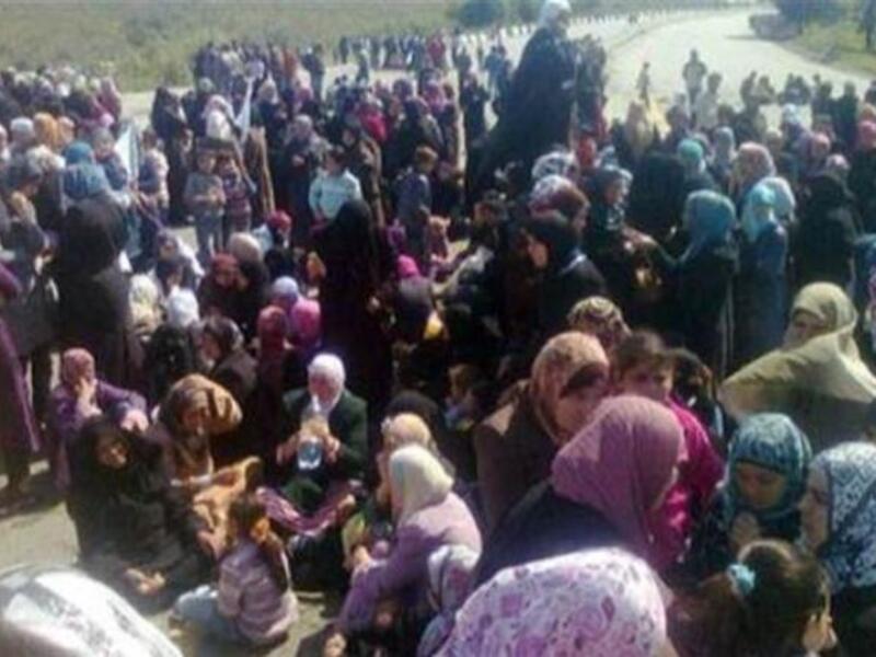 Syria: Funniest slogans from marches: lyrics to Egyptian song ONE APPLE THAT HASN'T FALLEN  FAR FROM THE TREE. Slogans as LEAVE NOW popularized by the Egyptian revolution, and a banner BANIYAS, TRULY, YOUR WOMEN PUT MEN TO SHAME. Baniyas, the Essex of Syria?