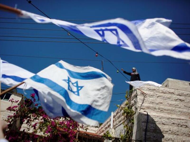 The future 'settlement': Even if Palestinians are to be granted statehood of sorts, what of the Israeli settlements? Will
Jewish settlers be cleared out in the demarcated Palestine 'state' upon UN say-  so or will they live with Palestinian IDs 
under Palestinian control or yoke?